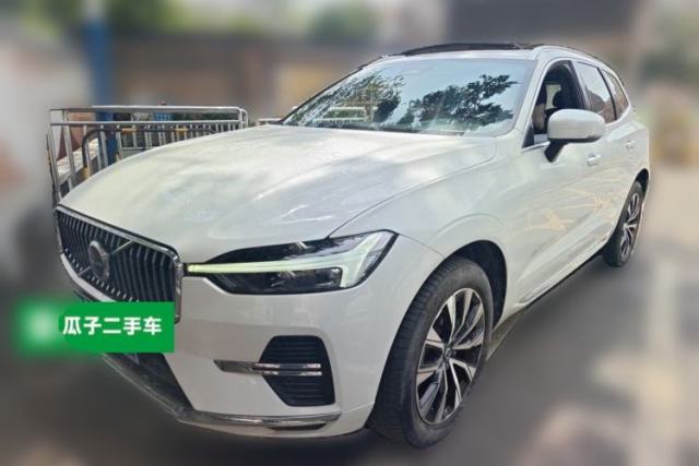 Used Volvo XC60 2023 B5 4x4 Smart Luxury Edition