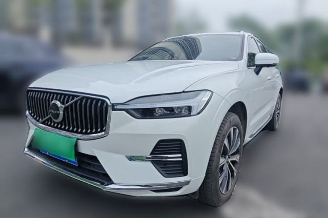 Used Volvo XC60 2023 B5 4x4 Smart Luxury Edition
