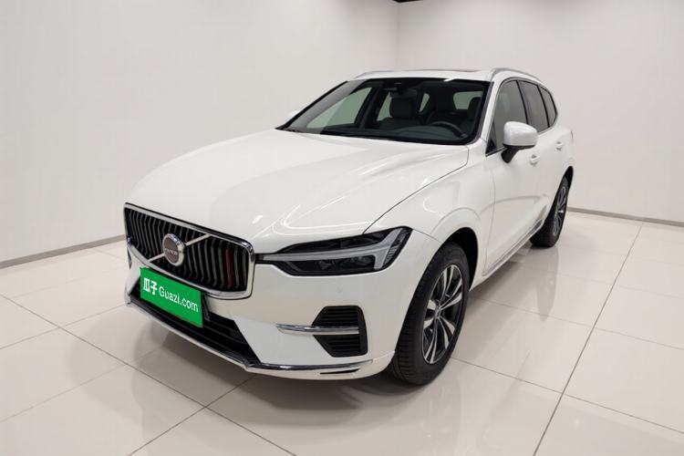 Używany Volvo XC60 2023 B5 4x4 Smart Luxury Edition Guazi used car, China used car export, Used car for sale, Used cars, Cheapest cars for sale