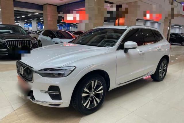 Used Volvo XC60 2023 B5 4x4 Smart Luxury Edition