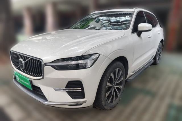 Used Volvo XC60 2023 B5 4x4 Smart Luxury Edition