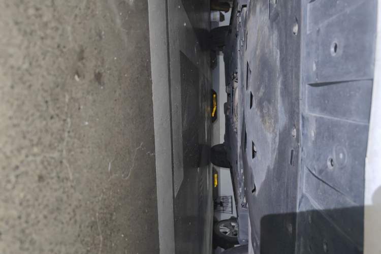 Used Volvo XC60 2023 B5 4x4 Smart Luxury Edition Chassis Front