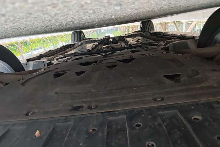 Used Volvo XC60 2023 B5 4x4 SmartDrive Sport Edition Chassis Front