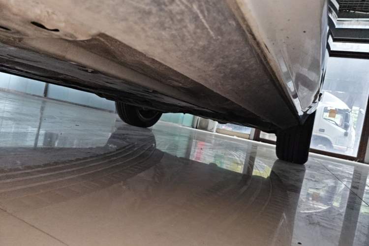 Used Volvo XC60 2023 B5 4x4 Smart Luxury Edition Chassis Front Left