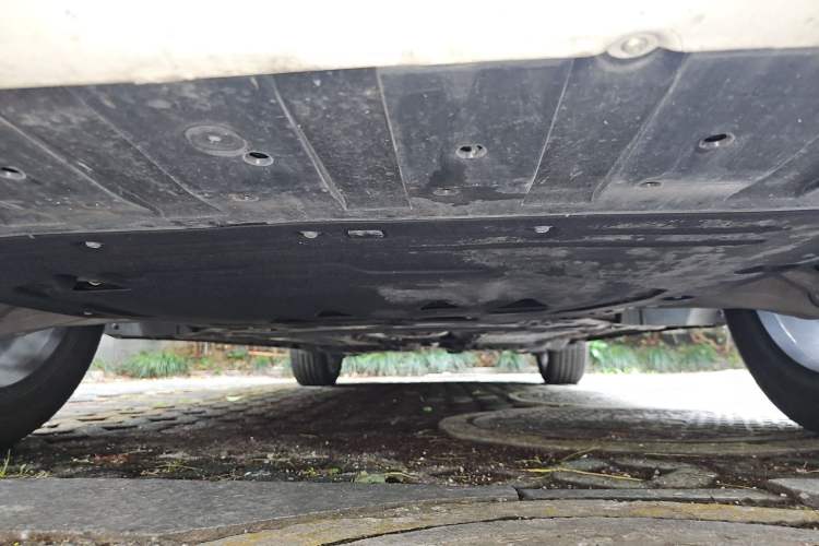 Used Volvo XC60 2023 B5 4x4 Smart Luxury Edition Chassis Front