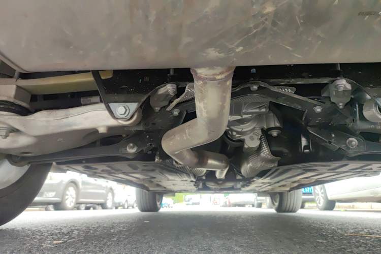 Used Volvo XC60 2023 B5 4x4 Smart Luxury Edition Chassis Rear