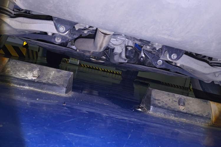 Used Volvo XC60 2023 B5 4x4 Smart Luxury Edition Chassis Rear