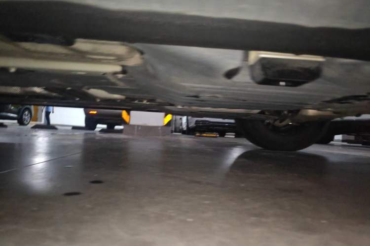 Used Volvo XC60 2023 B5 4x4 Smart Luxury Edition Chassis Rear Left