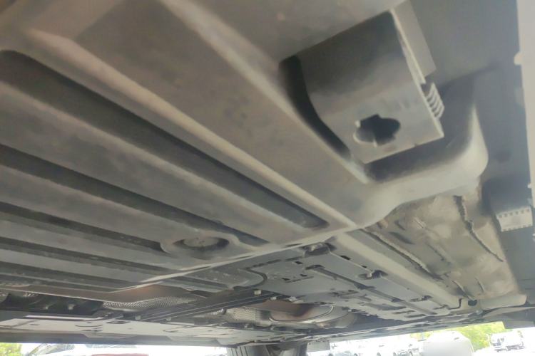 Used Volvo XC60 2023 B5 4x4 Smart Luxury Edition Chassis Rear Right