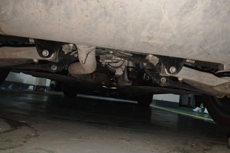 Used Volvo XC60 2023 B5 4x4 Smart Luxury Edition Chassis Rear