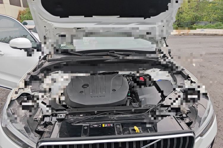 Used Volvo XC60 2023 B5 4x4 Smart Luxury Edition Engine Bay