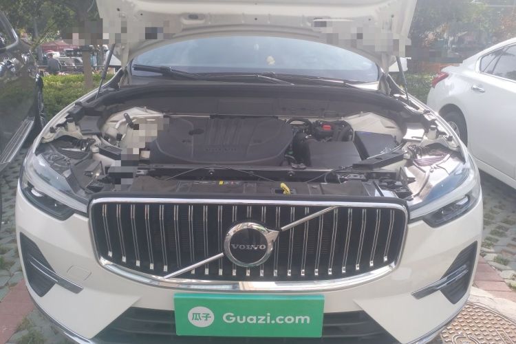 Used Volvo XC60 2023 B5 4x4 Smart Luxury Edition Engine Bay