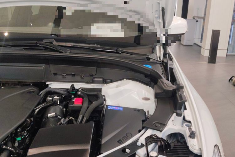 Used Volvo XC60 2023 B5 4x4 Smart Luxury Edition Engine Bay Left