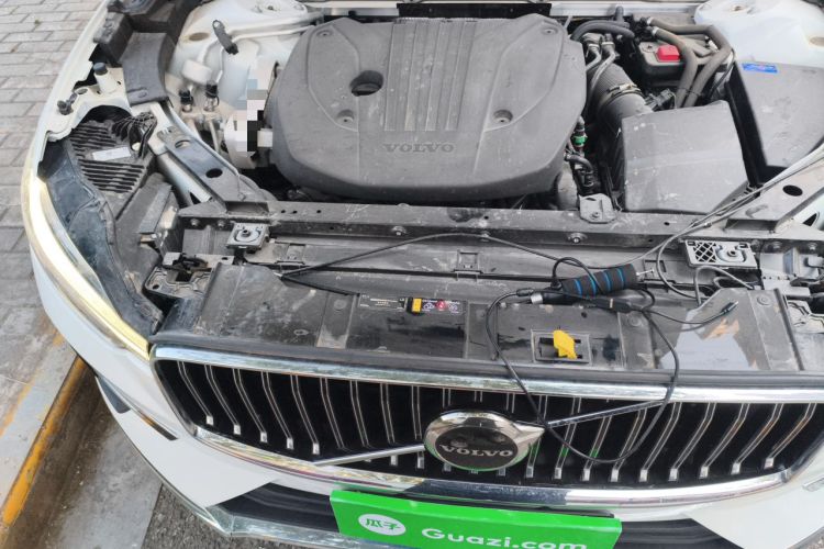 Used Volvo XC60 2023 B5 4x4 Smart Luxury Edition Engine Bay Right