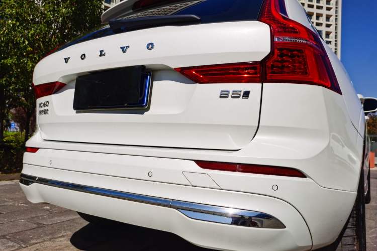 Used Volvo XC60 2023 B5 4x4 Smart Luxury Edition Exterior 7