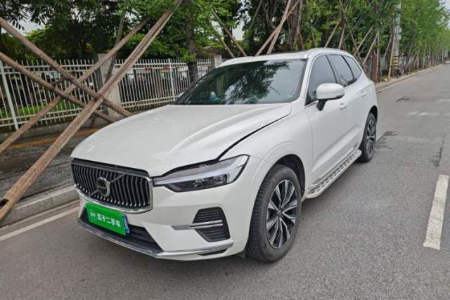 Used Volvo XC60 2023 B5 4x4 SmartDrive Sport Edition