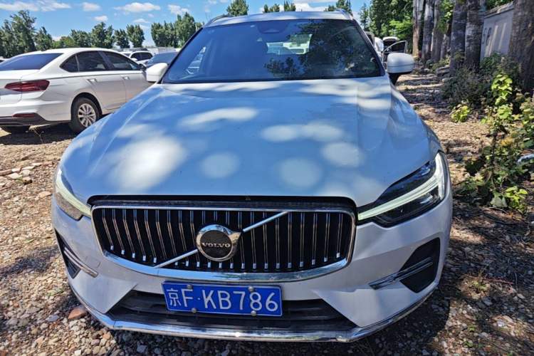 Used Volvo XC60 2023 B5 4x4 Smart Luxury Edition Front