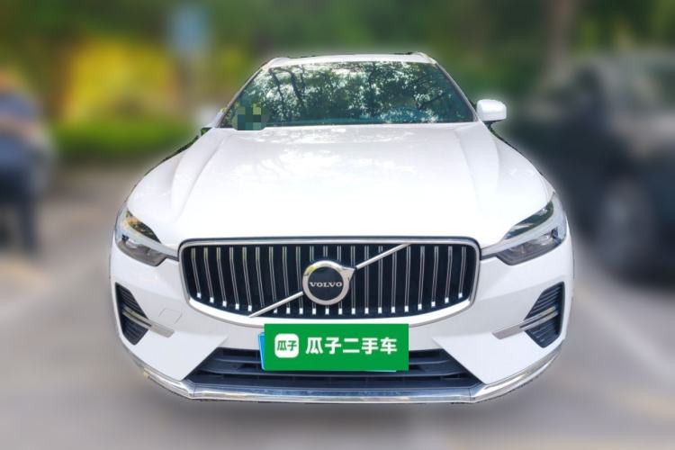 Used Volvo XC60 2023 B5 4x4 Smart Luxury Edition Front