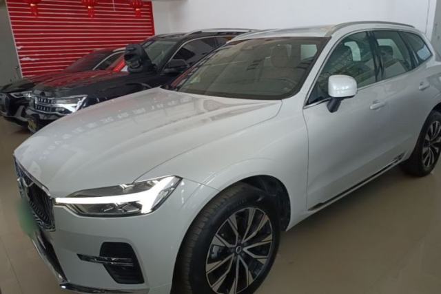 Used Volvo XC60 2023 B5 4x4 Smart Luxury Edition