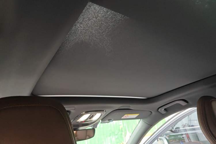 Used Volvo XC60 2023 B5 4x4 Smart Luxury Edition Headliner