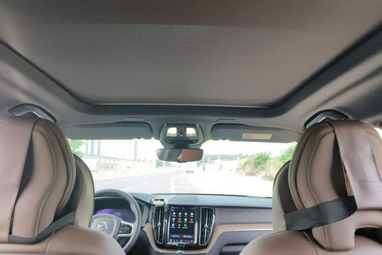Used Volvo XC60 2023 B5 4x4 Smart Luxury Edition Headliner