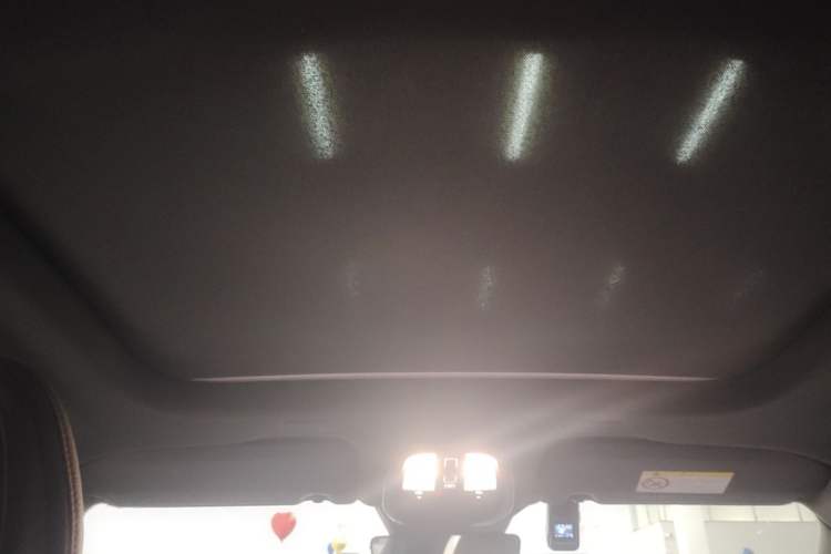 Used Volvo XC60 2023 B5 4x4 Smart Luxury Edition Headliner