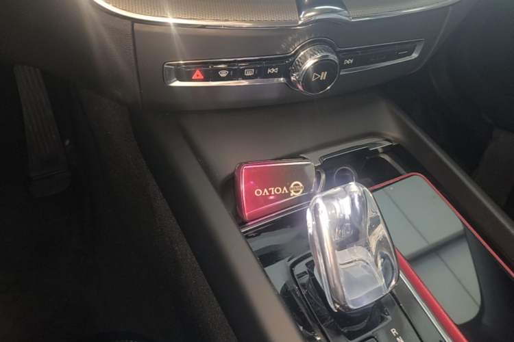 Used Volvo XC60 2023 B5 4x4 SmartDrive Sport Edition Interior 1