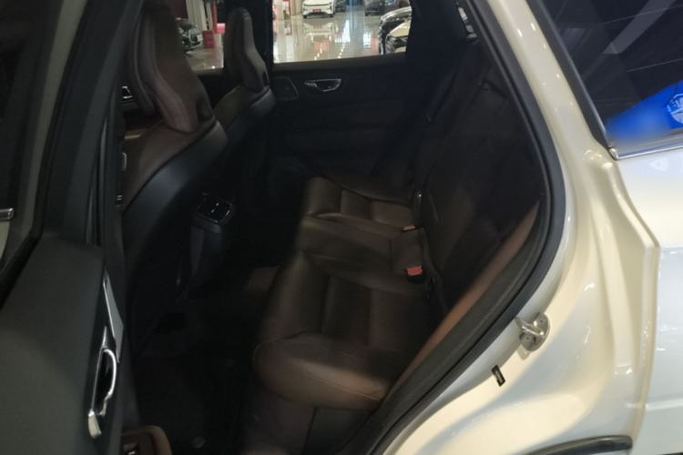 Used Volvo XC60 2023 B5 4x4 Smart Luxury Edition Left Rear Seat
