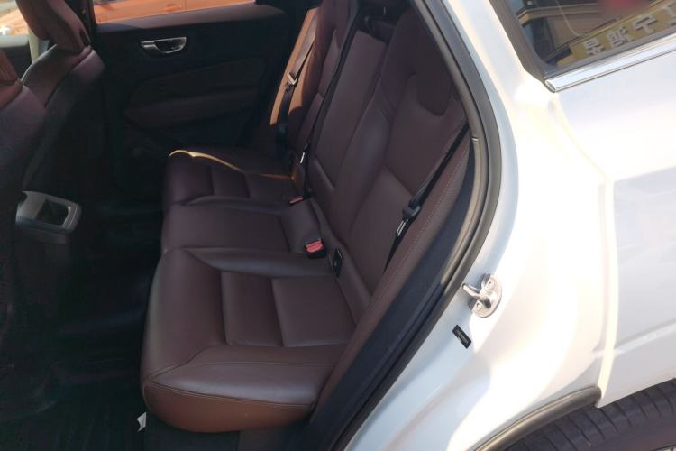 Used Volvo XC60 2023 B5 4x4 Smart Luxury Edition Left Rear Seat