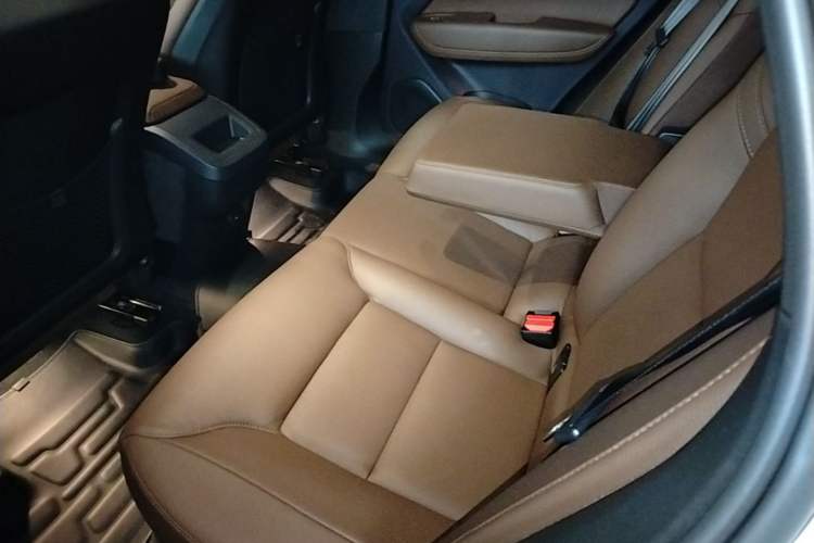 Used Volvo XC60 2023 B5 4x4 Smart Luxury Edition Left Rear Seat