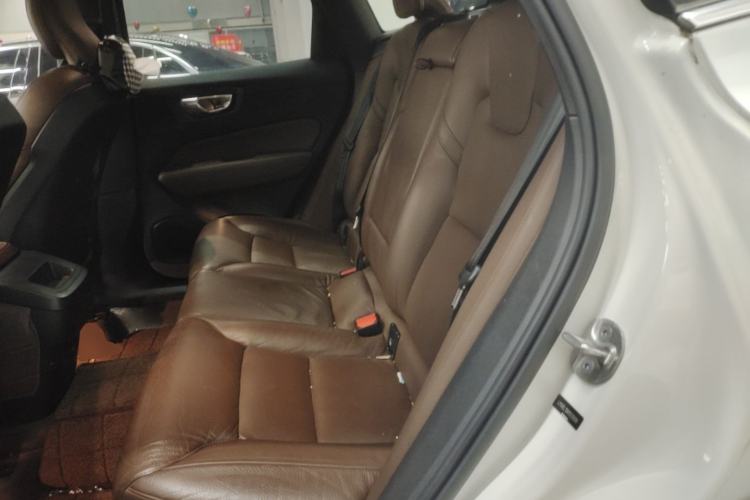 Used Volvo XC60 2023 B5 4x4 Smart Luxury Edition Left Rear Seat