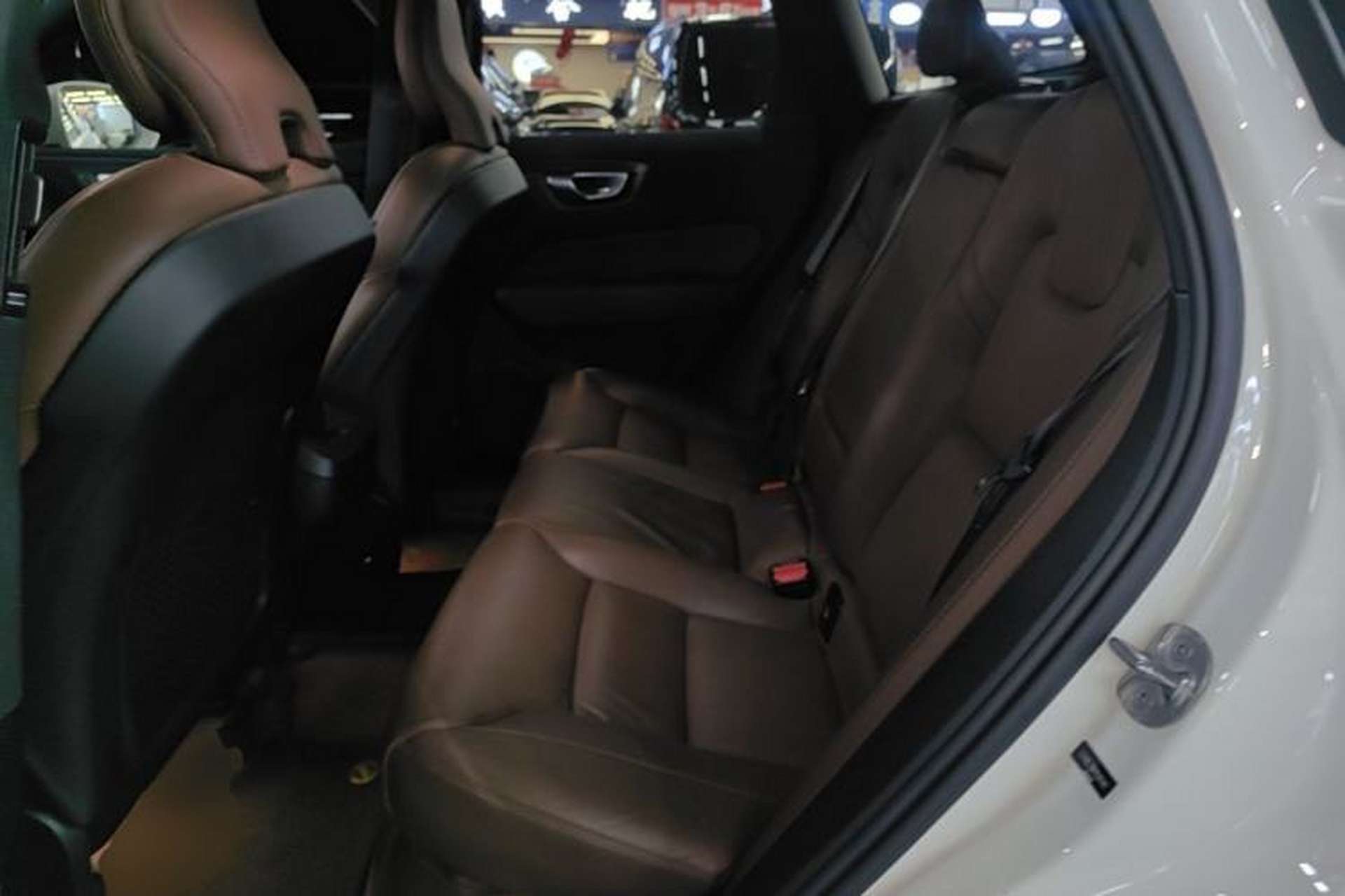 Used Volvo XC60 2023 B5 4x4 Smart Luxury Edition Left Rear Seat