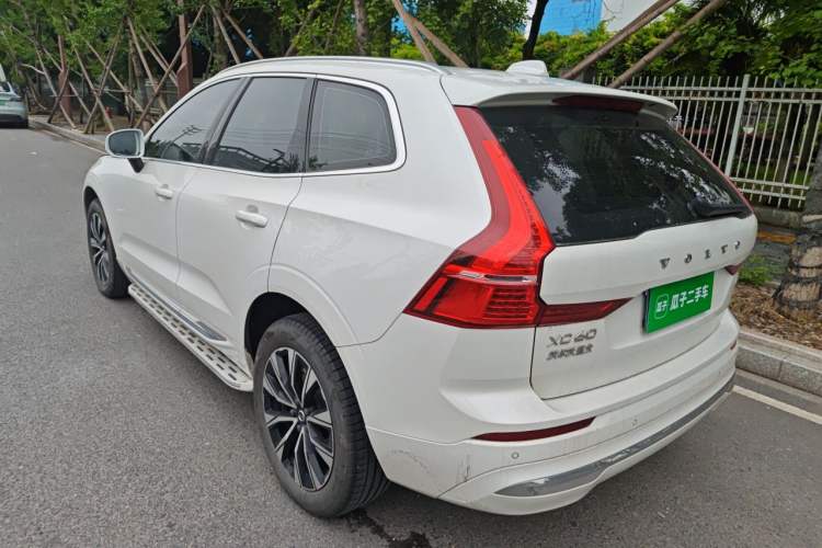 Used Volvo XC60 2023 B5 4x4 SmartDrive Sport Edition Rear Left 45 Deg