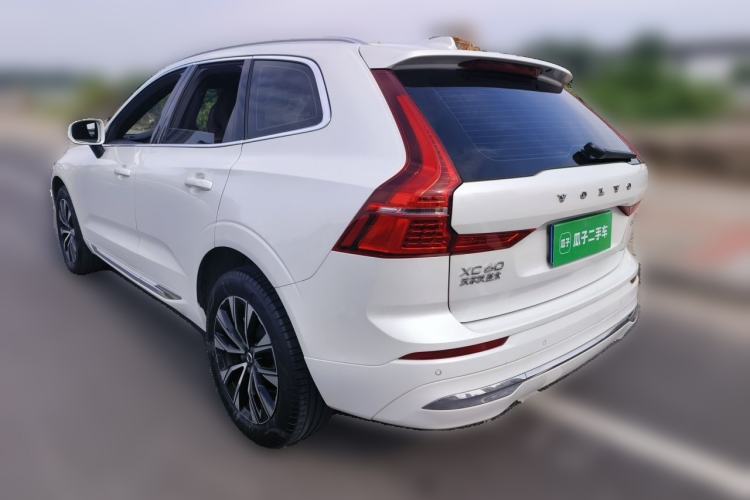 Used Volvo XC60 2023 B5 4x4 Smart Luxury Edition Rear Left 45 Deg