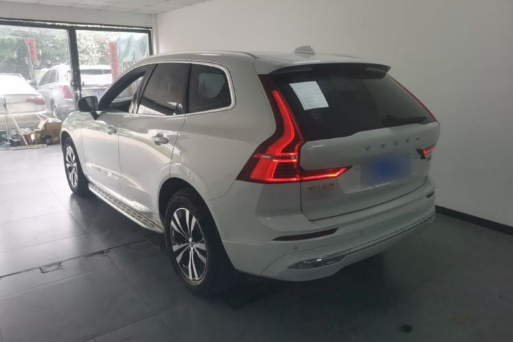 Used Volvo XC60 2023 B5 4x4 Smart Luxury Edition Rear Left 45 Deg