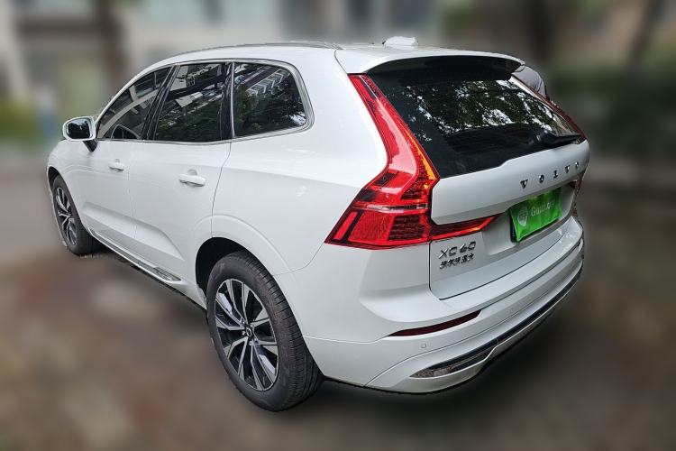 Used Volvo XC60 2023 B5 4x4 Smart Luxury Edition Rear Left 45 Deg