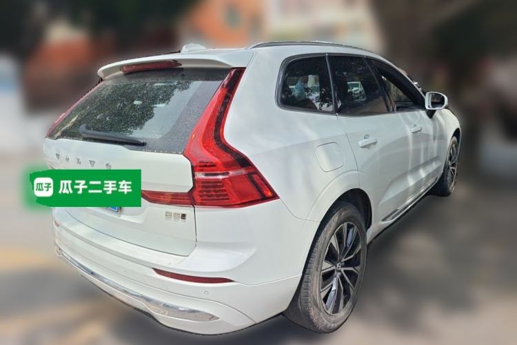Used Volvo XC60 2023 B5 4x4 Smart Luxury Edition Rear Right 45 Deg