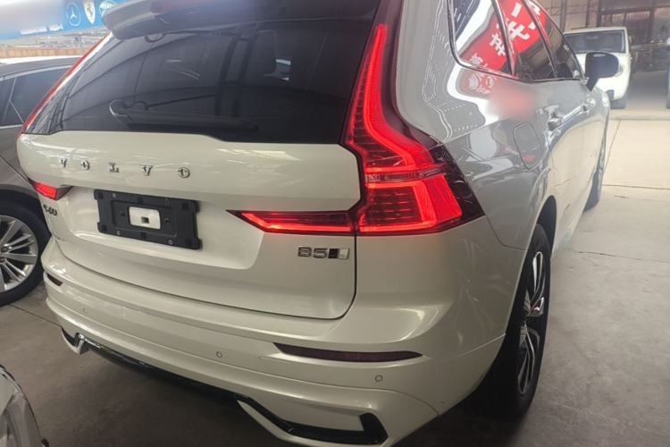 Used Volvo XC60 2023 B5 4x4 SmartDrive Sport Edition Rear Right 45 Deg
