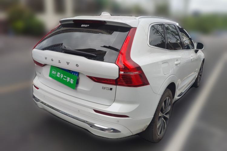 Used Volvo XC60 2023 B5 4x4 Smart Luxury Edition Rear Right 45 Deg