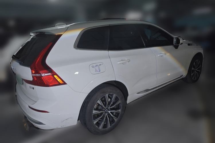 Used Volvo XC60 2023 B5 4x4 Smart Luxury Edition Rear Right 45 Deg