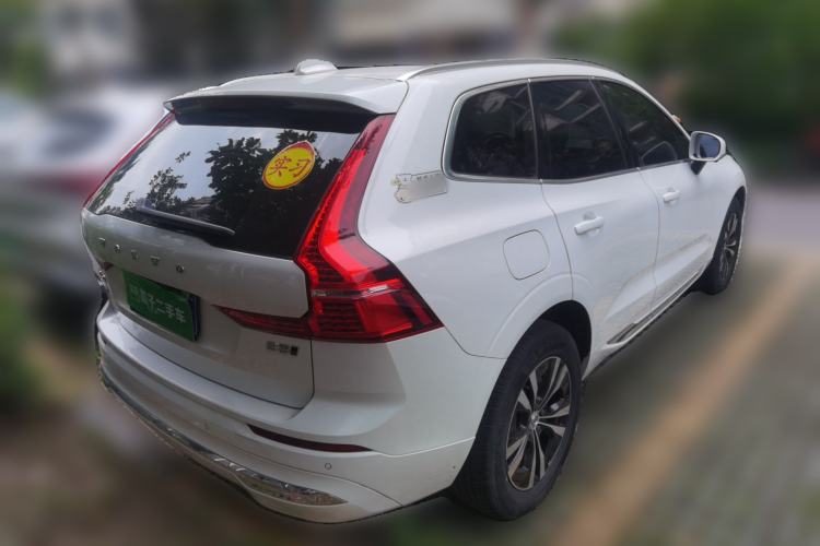 Used Volvo XC60 2023 B5 4x4 Smart Luxury Edition Rear Right 45 Deg