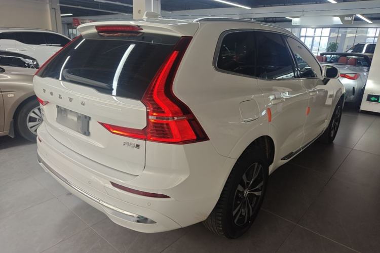 Used Volvo XC60 2023 B5 4x4 Smart Luxury Edition Rear Right 45 Deg