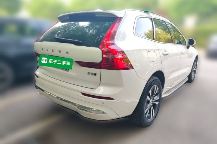 Used Volvo XC60 2023 B5 4x4 Smart Luxury Edition Rear Right 45 Deg