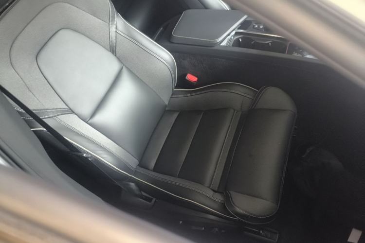 Used Volvo XC60 2023 B5 4x4 SmartDrive Sport Edition Right Front Seat