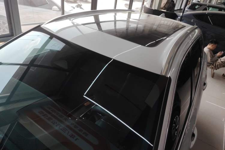 Used Volvo XC60 2023 B5 4x4 Smart Luxury Edition Roof