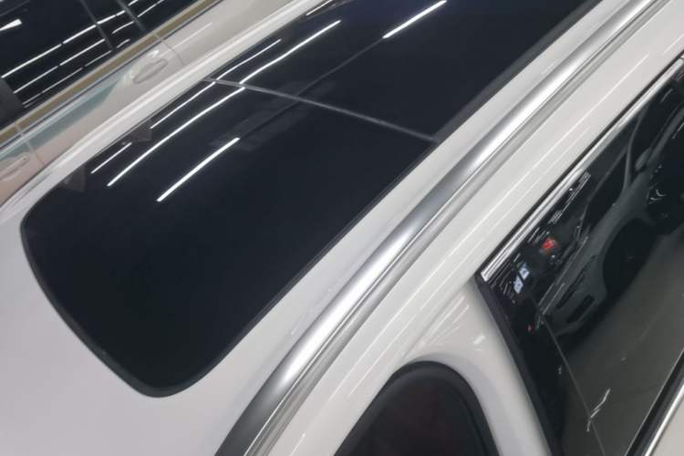 Used Volvo XC60 2023 B5 4x4 Smart Luxury Edition Roof