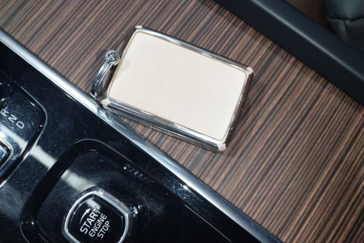 Used Volvo XC60 2023 B5 4x4 Smart Luxury Edition Vehicle Key
