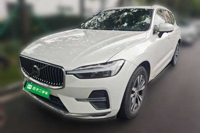 Used Volvo XC60 2023 B5 4x4 Smart Luxury Edition