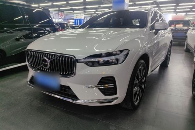 Used Volvo XC60 2023 B5 4x4 Smart Luxury Edition