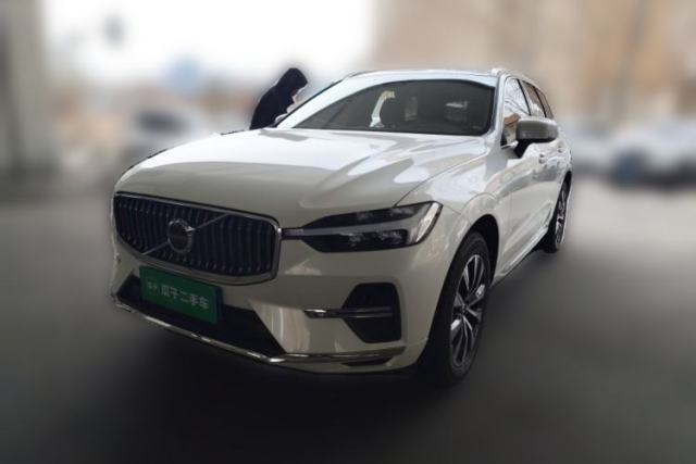 Used Volvo XC60 2023 B5 4x4 Smart Luxury Edition